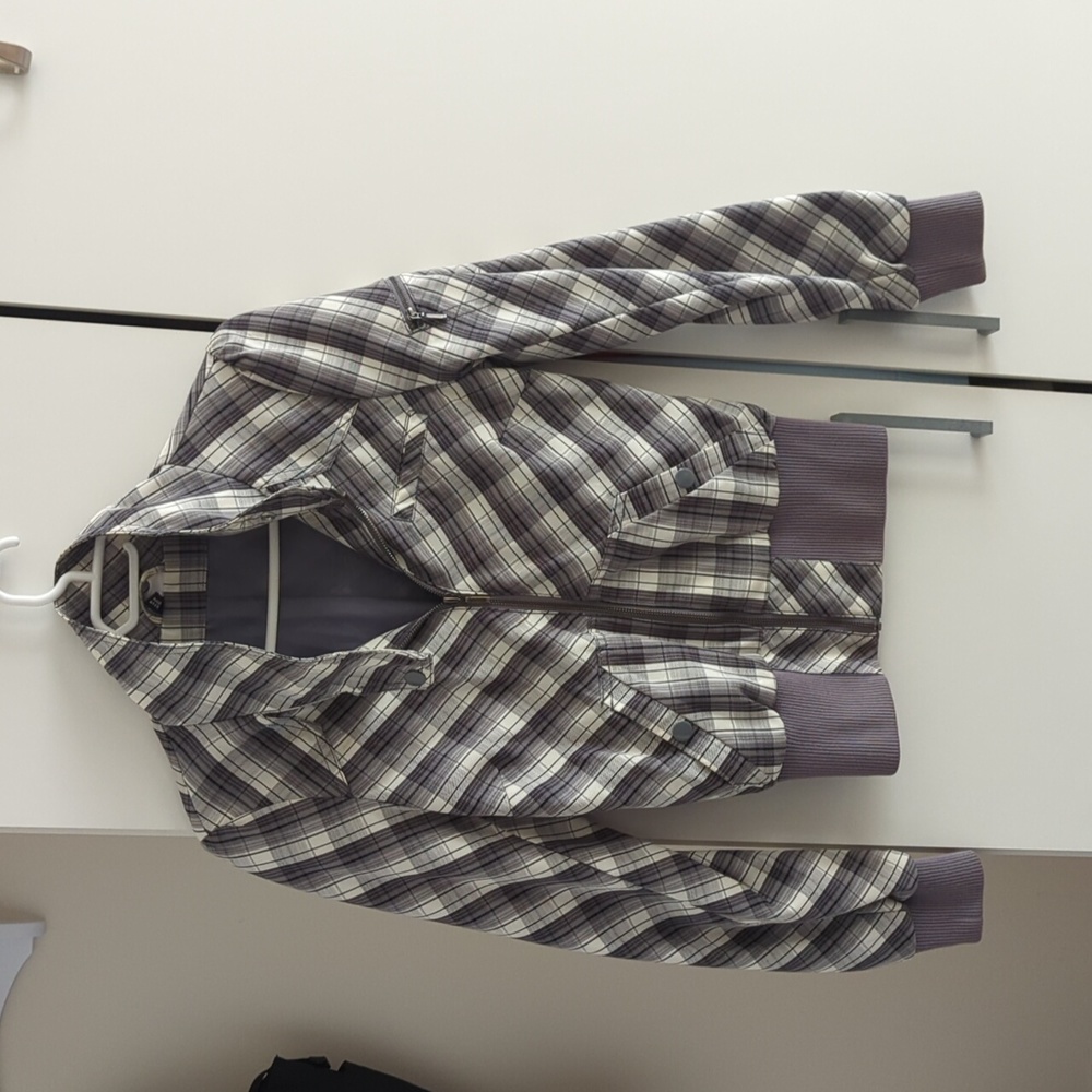 Stylish bomber jacket by H&M
